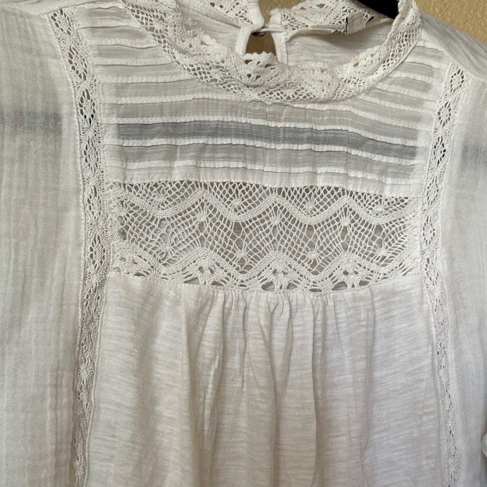 Lucky Brand Ivory Lace Detail Blouse - Picture 9 of 9